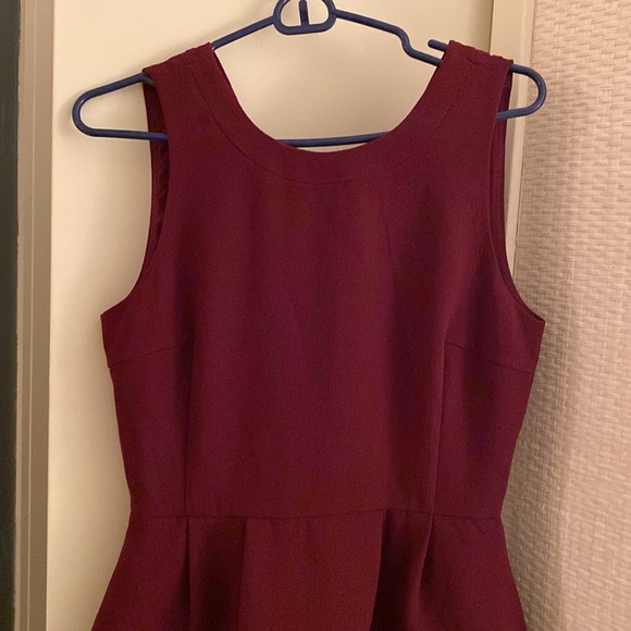 Madewell midnight Fit and Flate sleeveless cranberry red dress. Size 4 - Picture 2 of 7